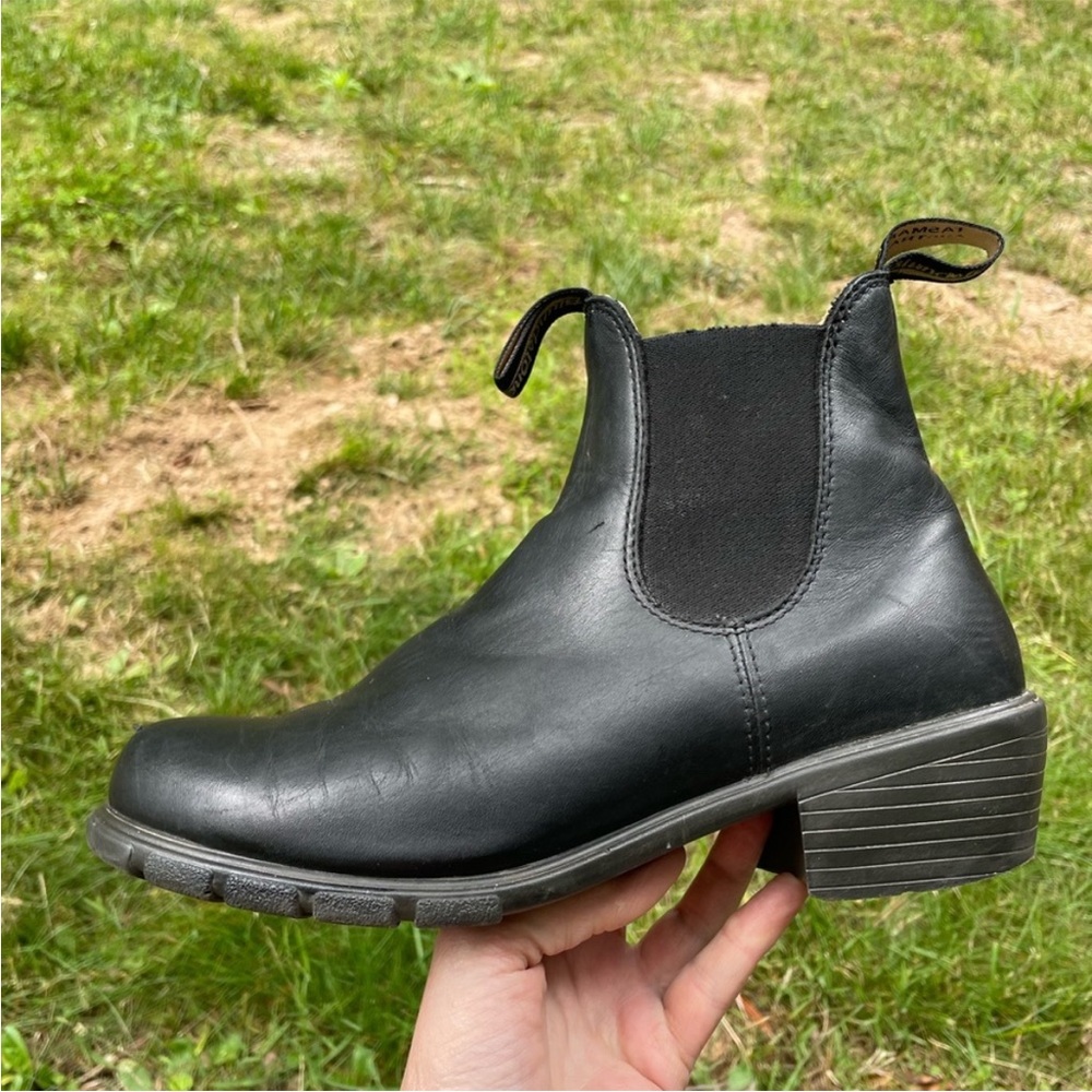 Blundstone heeled boot